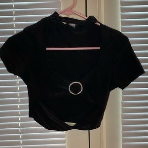 Diamond ring cut-out crop top